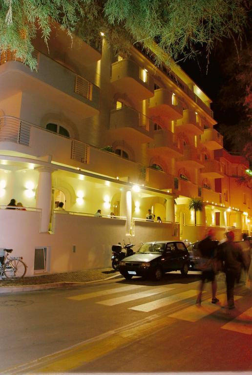 Terrazza Marconi Hotel&Spamarine Senigallia Exterior photo